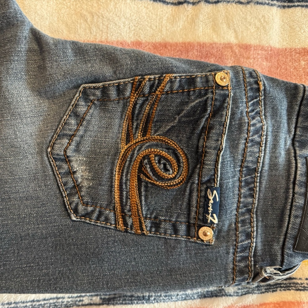 Seven7 Women's Blue Jeans with Gold Accents